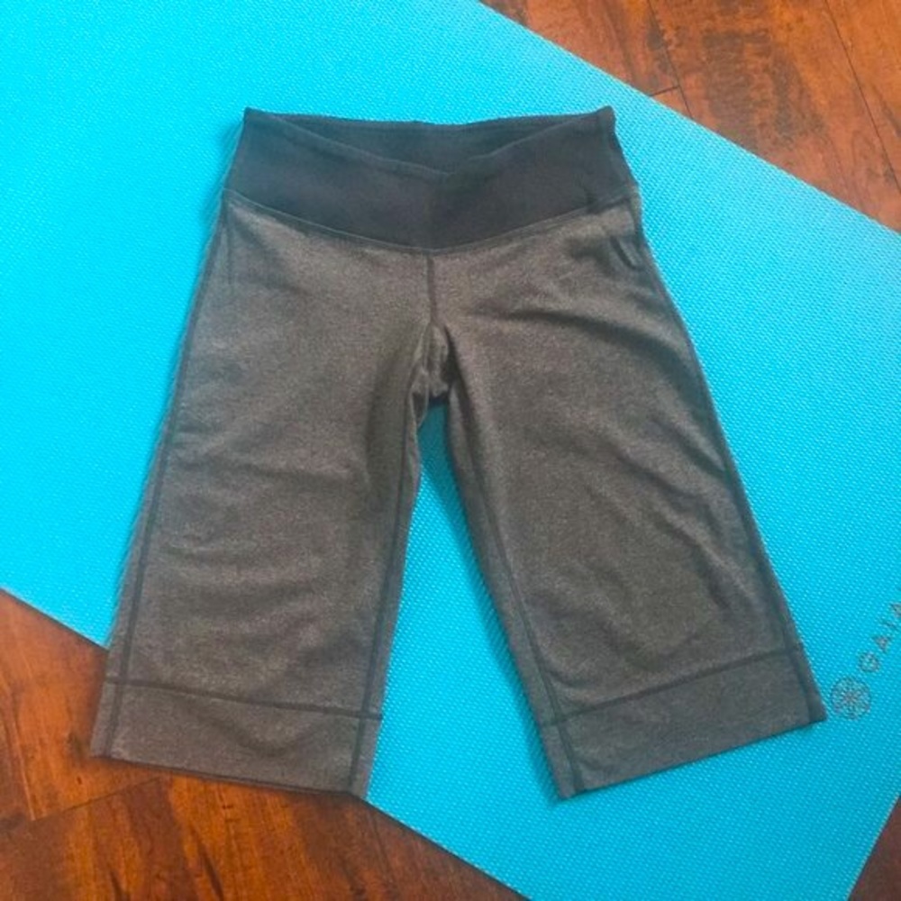 Lululemon Clam Digger II
